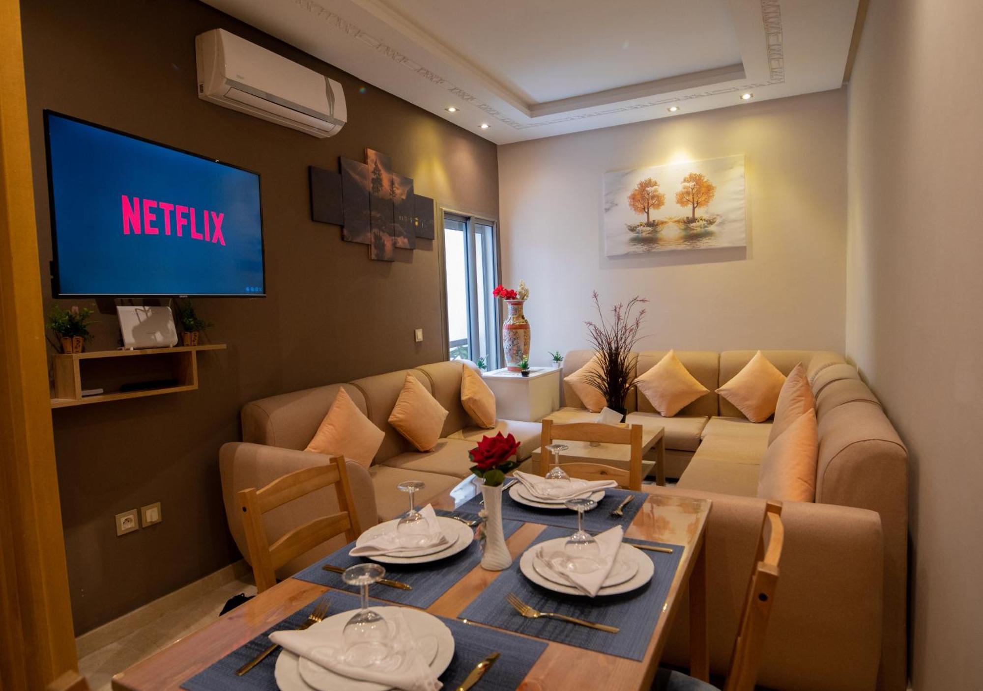 R101- Cosy And Stylish Apartment With King Size Bed- Belvedere الدار البيضاء المظهر الخارجي الصورة