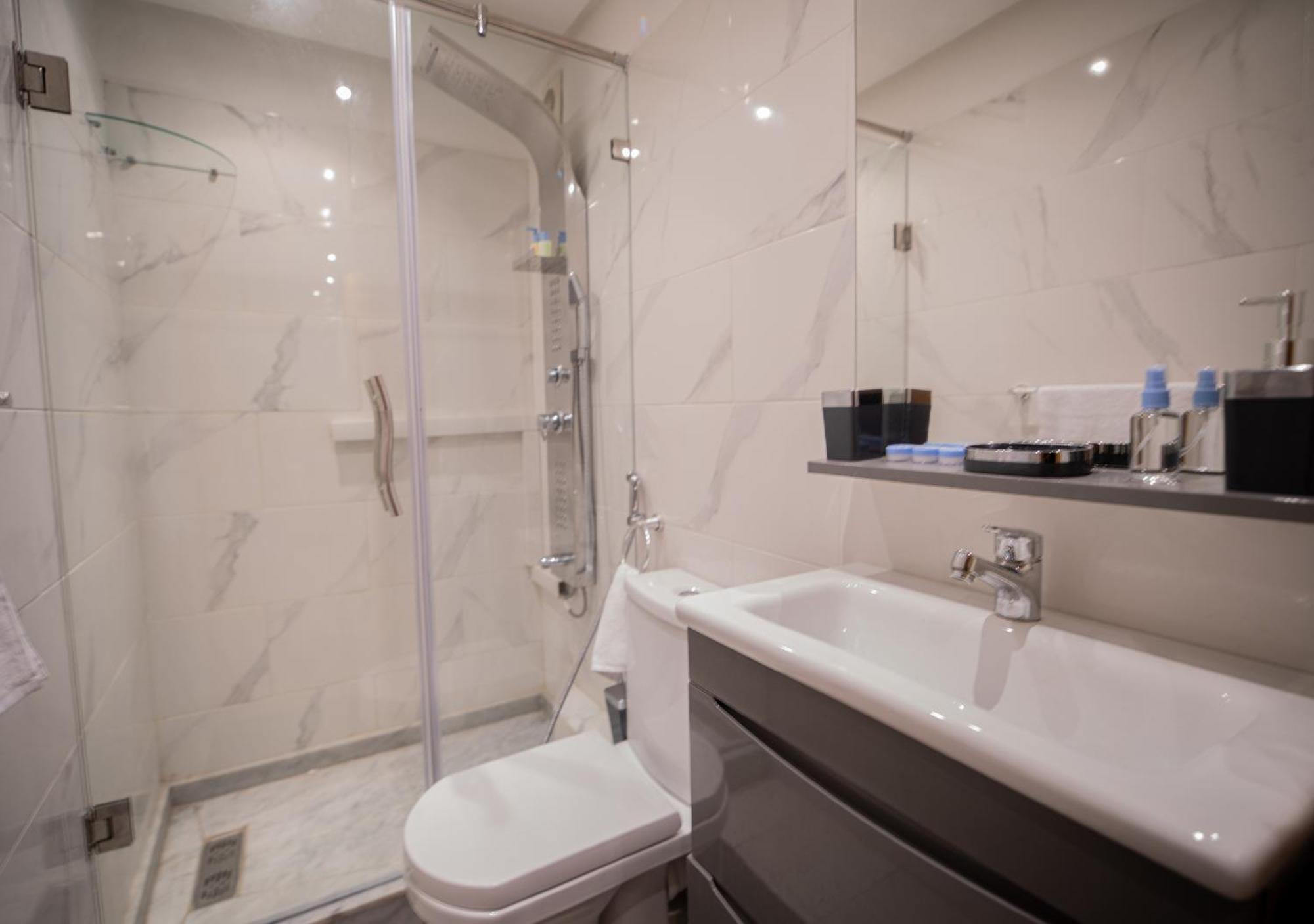 R101- Cosy And Stylish Apartment With King Size Bed- Belvedere الدار البيضاء المظهر الخارجي الصورة